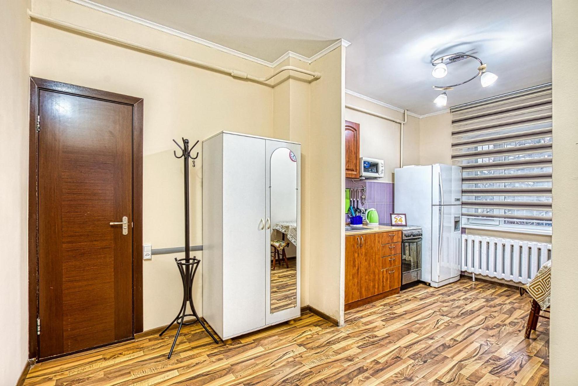 Apartment Near The President'S Park. Orbita-2 Almaty Esterno foto