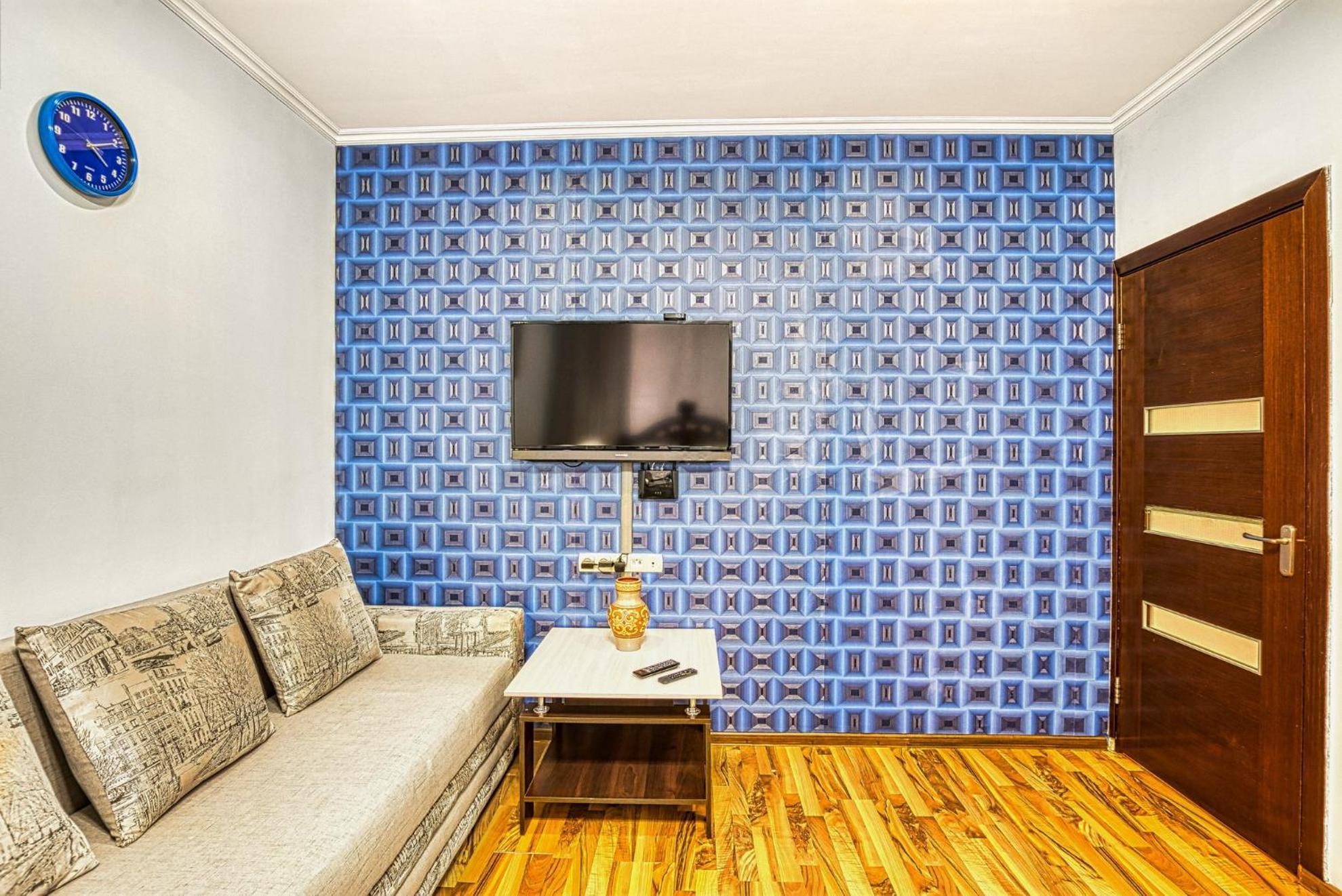 Apartment Near The President'S Park. Orbita-2 Almaty Esterno foto